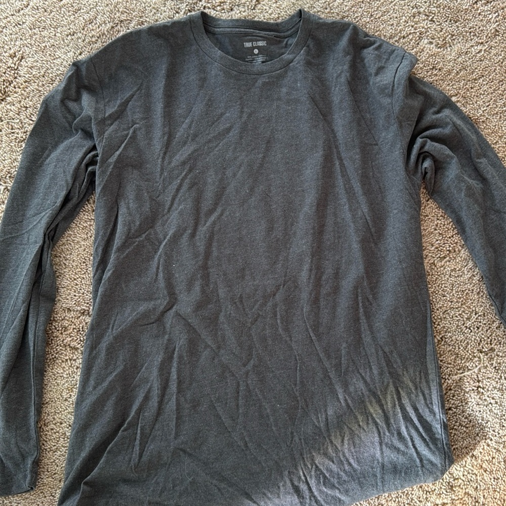 True classic long sleeve Tee shirt
